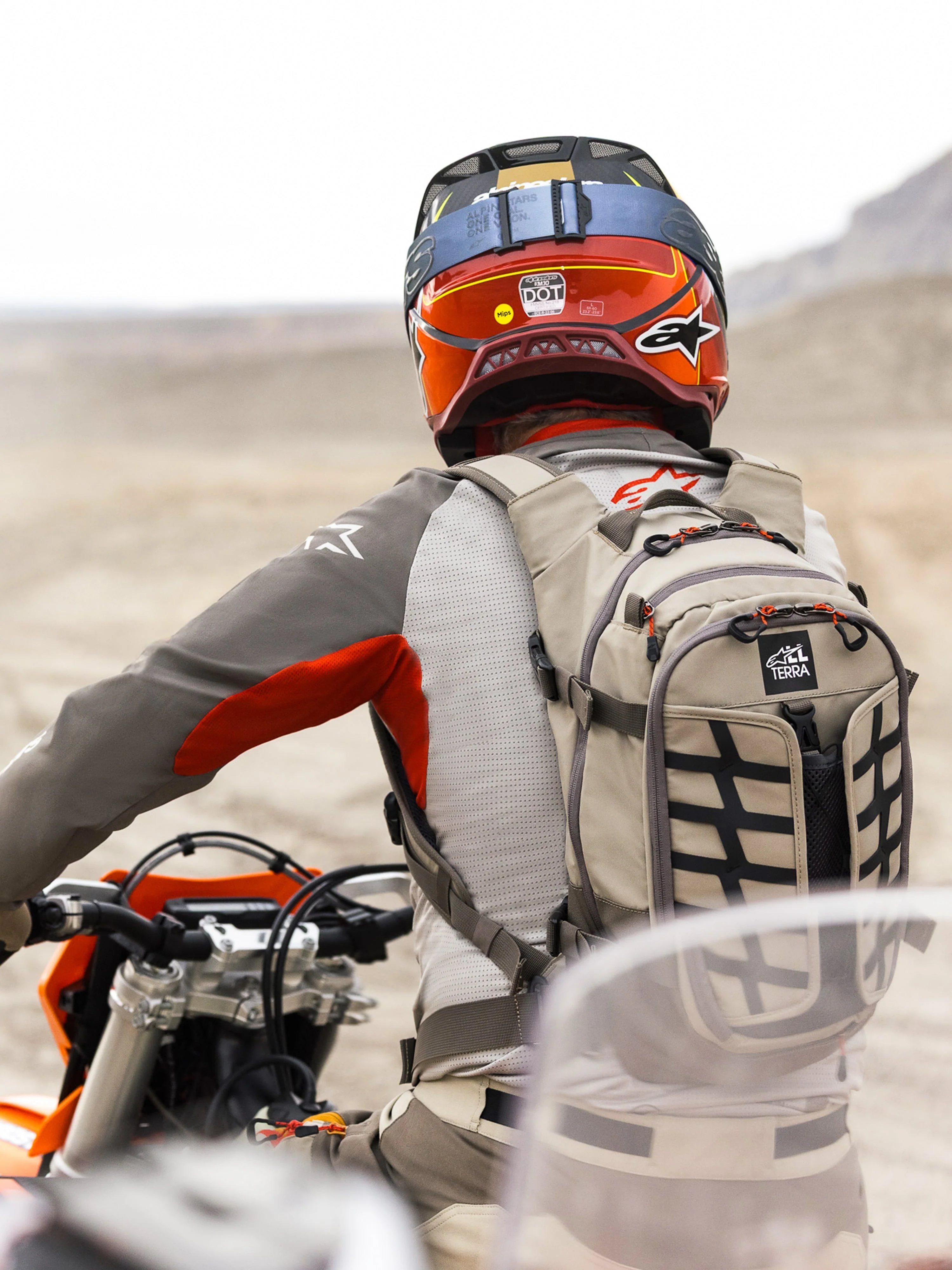 AT-15 Back Pack - Image 7