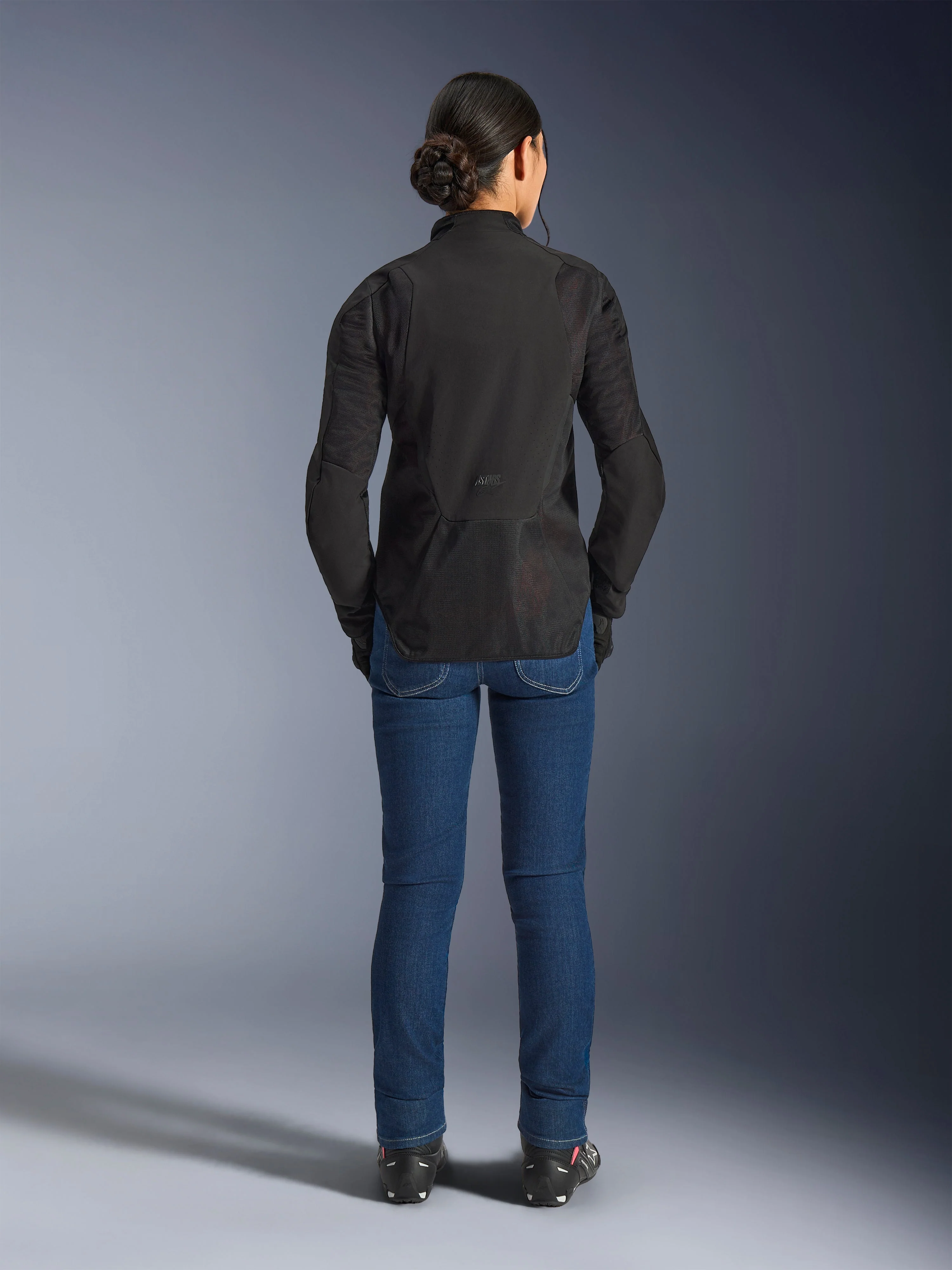 Women Stella Aeroshell Airflow Jacket - Image 6
