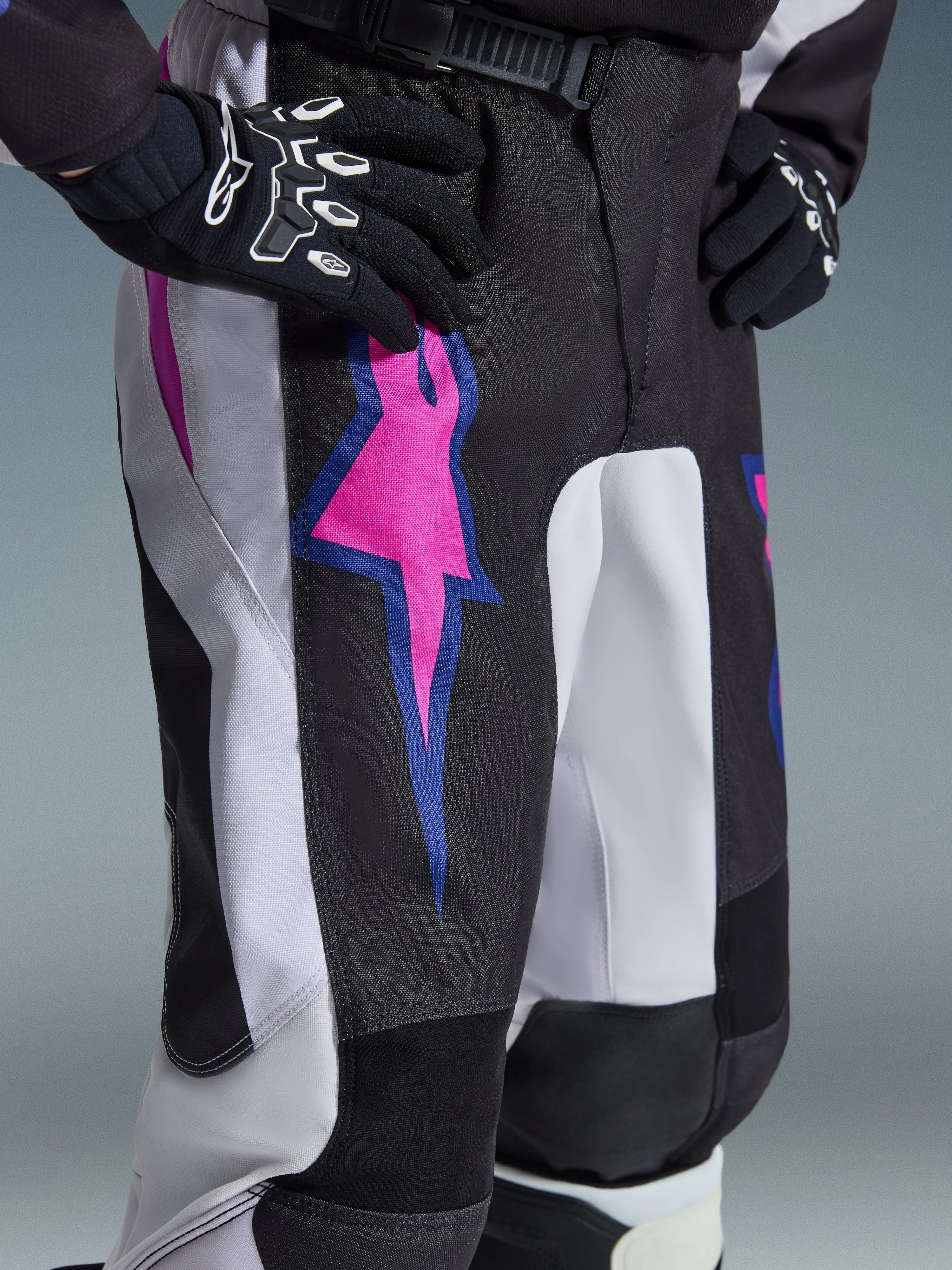 2026 Youth Fluid Grid Pants - Image 4